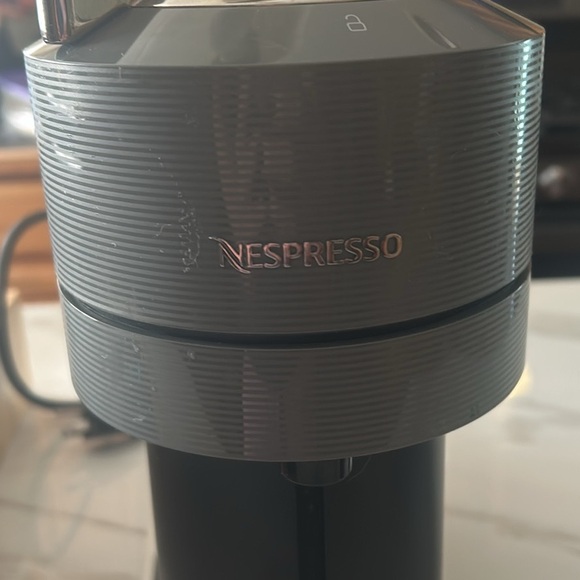 Nespresso Machine - Picture 2 of 4